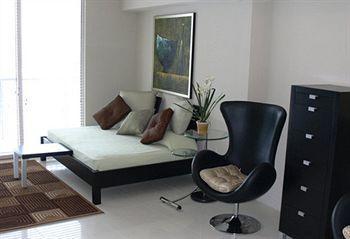 Opera Suites And Marina Doral Extérieur photo